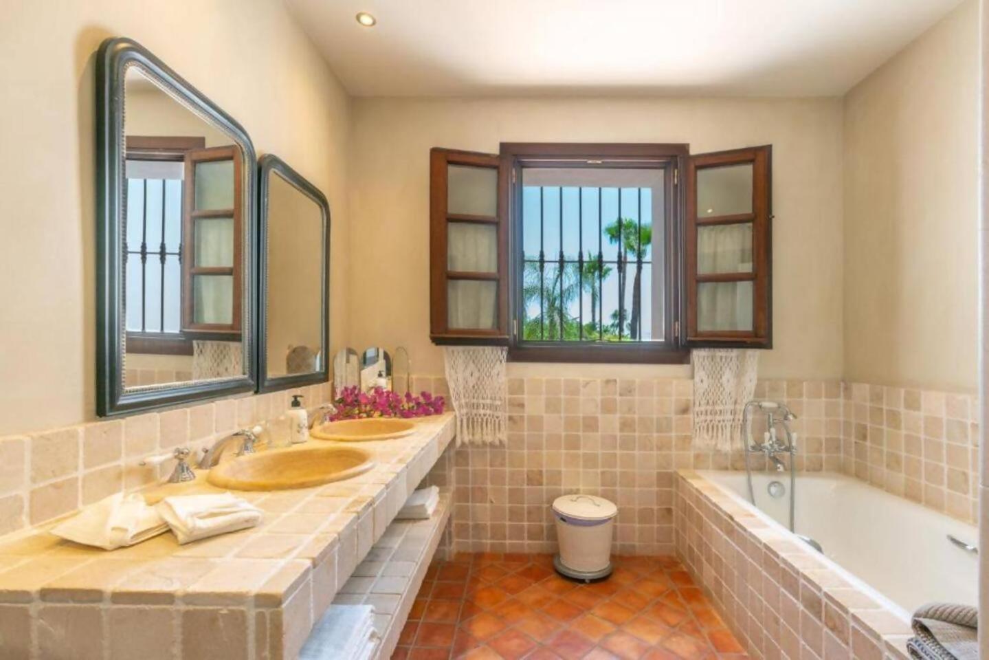Villa Casa Sol Encantadora Villa Con Piscina Μαρμπέλλα Εξωτερικό φωτογραφία